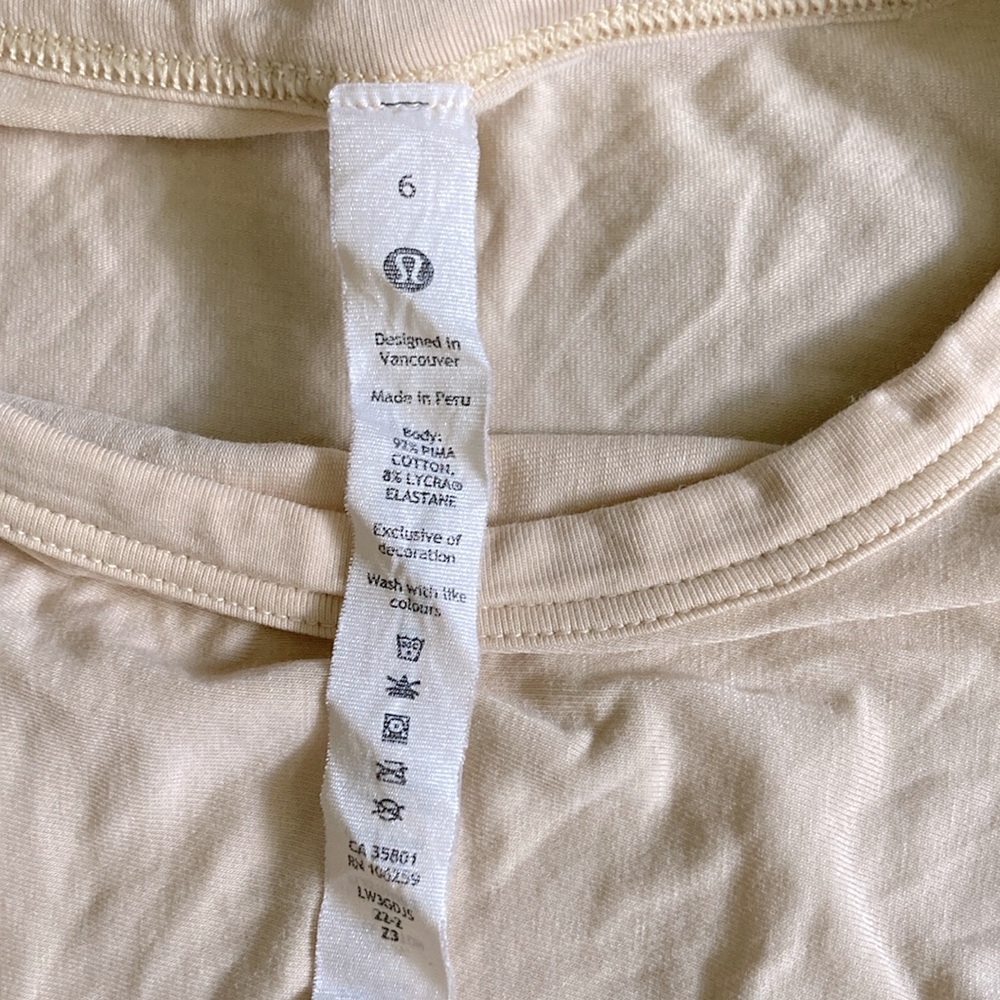 LULULEMON cream twist tee, Sz 6. - Picture 4 of 5